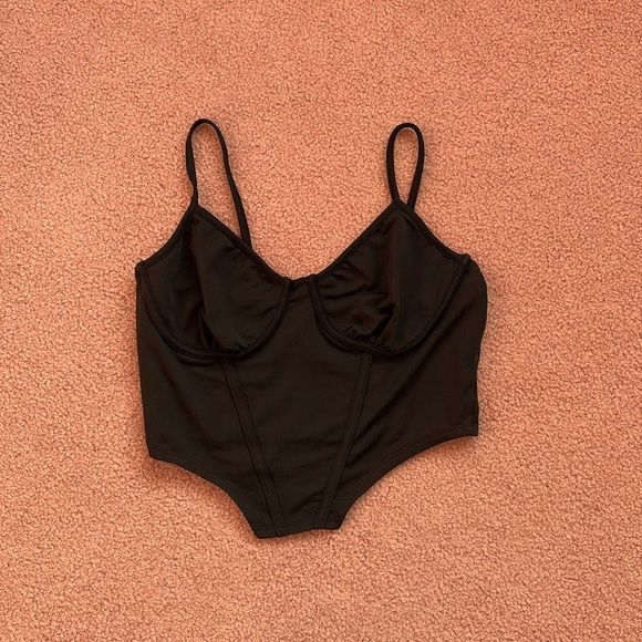 Black Top Size Small - Picture 2 of 5